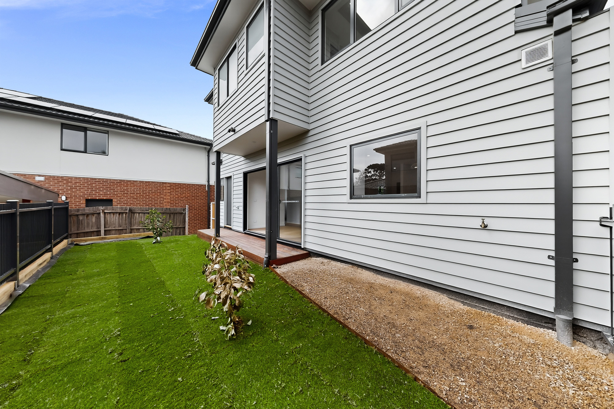 Thornbury, VIC subdivide and build 1 new dwelling photo 3
